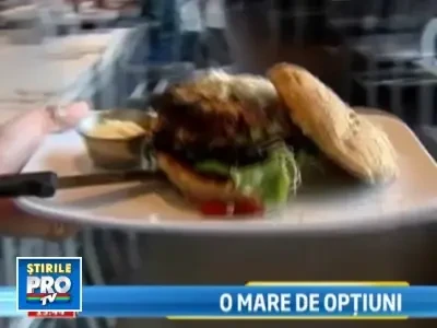 Au luat fata concurentei, oferind peste 300.000 de sortimente de hamburger