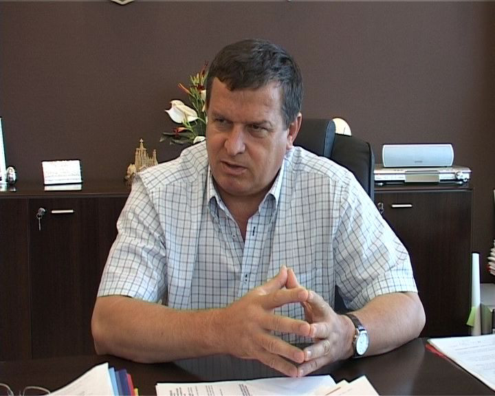 Primarul si viceprimarul din Ramnicu Valcea, incarcerati la Colibasi!