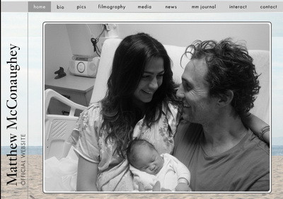 Matthew McConaughey isi prezinta fiica pe net