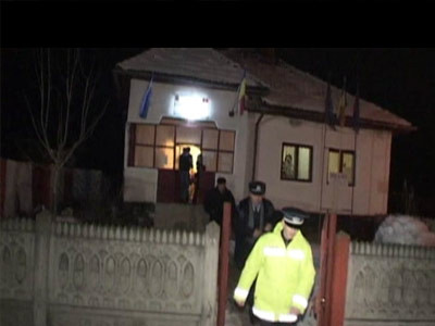 Si-a injunghiat rivalul in dragoste, dar spune ca nu l-a omorat el!