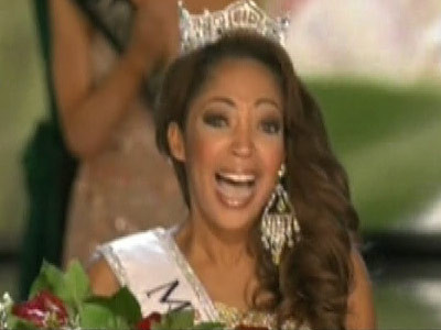 Ea este noua regina a frumusetii din America!