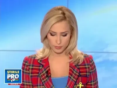 Charlize Theron, din nou singurica!