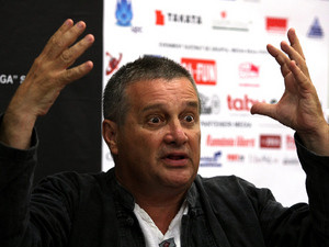 ANI: Mircea Dinescu, incompatibil cu functia de membru al CNSAS