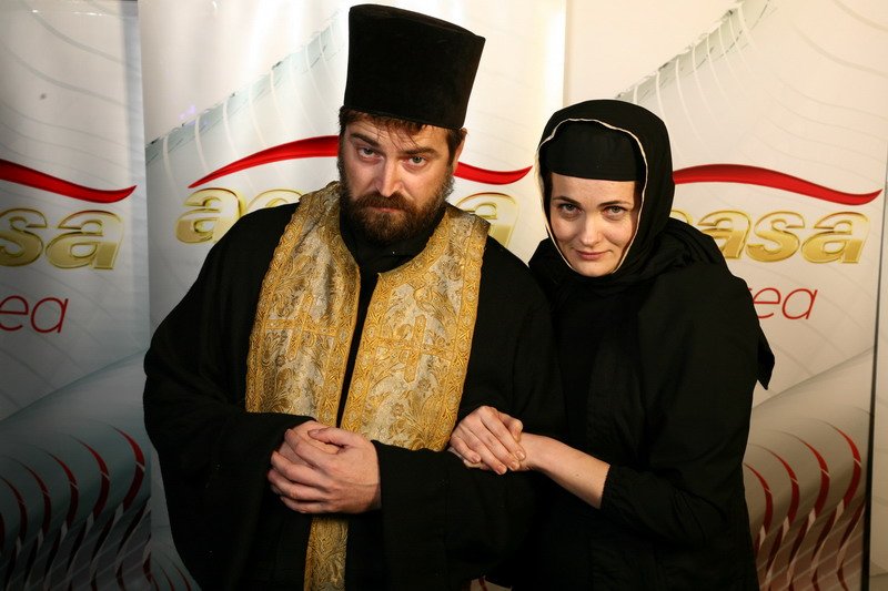Ioan Isaiu, Elvira Deatcu
