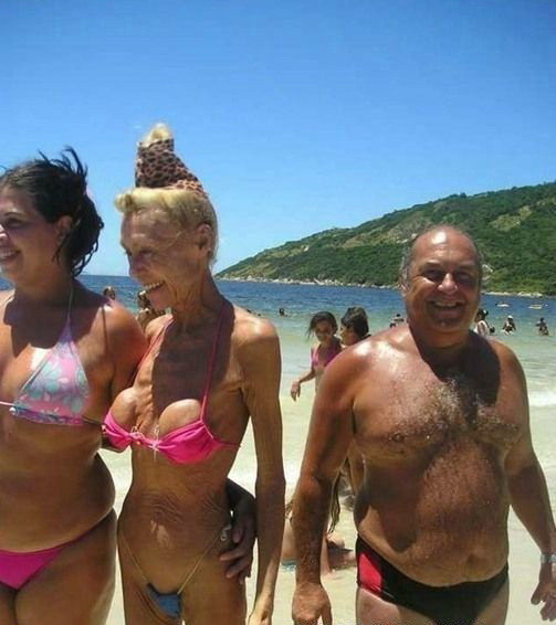 Monstri siliconati! Cand nici operatiile estetice nu mai ajuta... Vezi FOTO