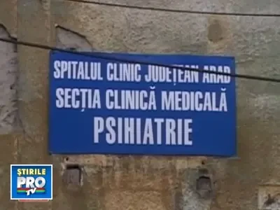 Scapata de la ospiciu, a incercat sa-si omoare copila de 13 ani cu un topor