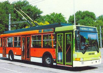 Calator scos din sarite de sofer! L-a lasat fara dantura cu un singur pumn