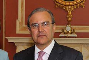 Ambasador respins in tarile arabe, pentru ca-l cheama "cel mai mare penis"!