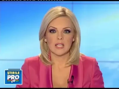 O masina cu patru politisti la bord a plonjat in Dunare. Soferul a murit