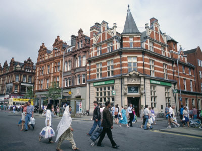 Incredibil! Reading, orasul in care se vorbesc 127 de limbi!