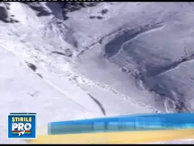 Pe partie nu-i ca la platane. DJ Pagal, surprins de 2 avalanse in Bucegi!