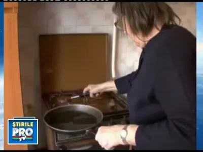 Romanii isi otravesc singuri apele cu uleiul alimentar folosit la gatit