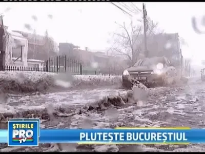 Bucuresti, orasul pierdut. Capitala s-a transformat intr-o uriasa baltoaca