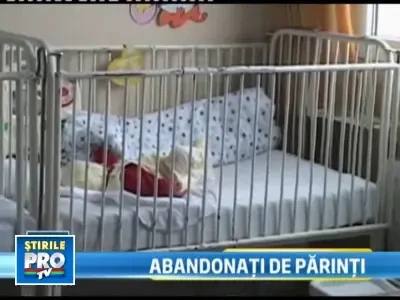 Ingrijorator! Tot mai multe mame isi abandoneaza copiii!