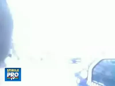 Vreti sa mergeti cu troleibuzul? Atunci impingeti! VEZI VIDEO!