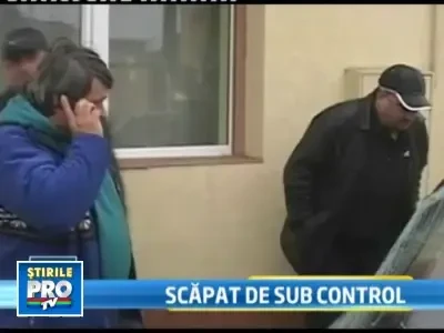 A furat masina tatalui si a facut accident! Are numai 14 ani...