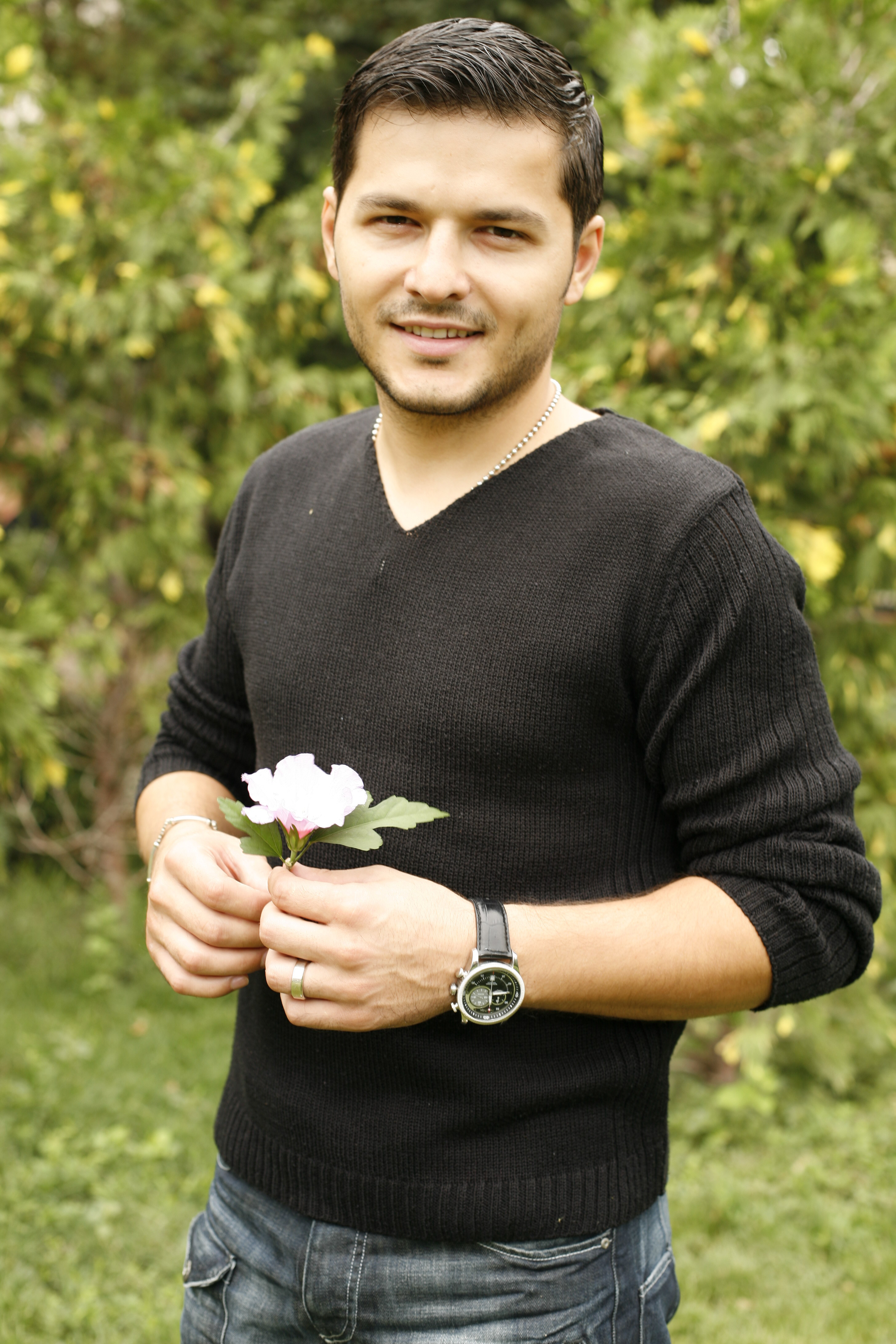 Liviu Varciu a aniversat un an de casnicie chiar de Valentine’s Day