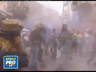 S-au "batut" cu o tona si jumatate de faina!