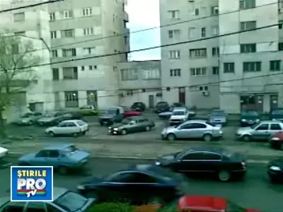 "Soferita" cu acte in regula! Vezi ca i-a luat sa parcheze masina!