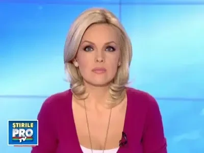 Cel putin 41 de oameni au murit dupa ce turnul unei moschei s-a prabusit