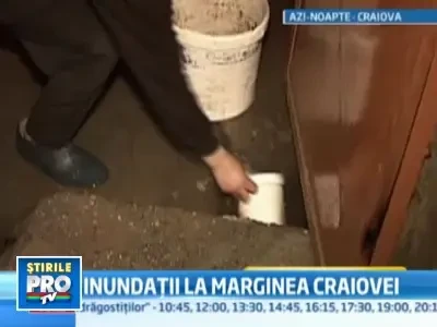 A venit potopul! 160 de gospodarii inundate grav in Craiova!