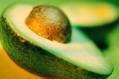 Avocado previne cancerul, cataracta si este foarte bun pentru par