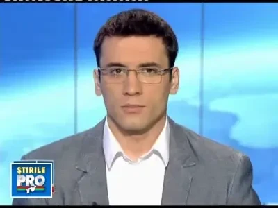 Retinuti dupa ce au incercat sa vanda droguri unui politist