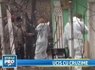 Batran de 74 de ani, gasit mort in casa, legat si cu un calus in gura