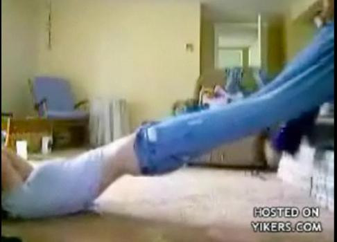 Au trecut-o toate apele! Ce faci cand intepenesc blugii pe tine?!