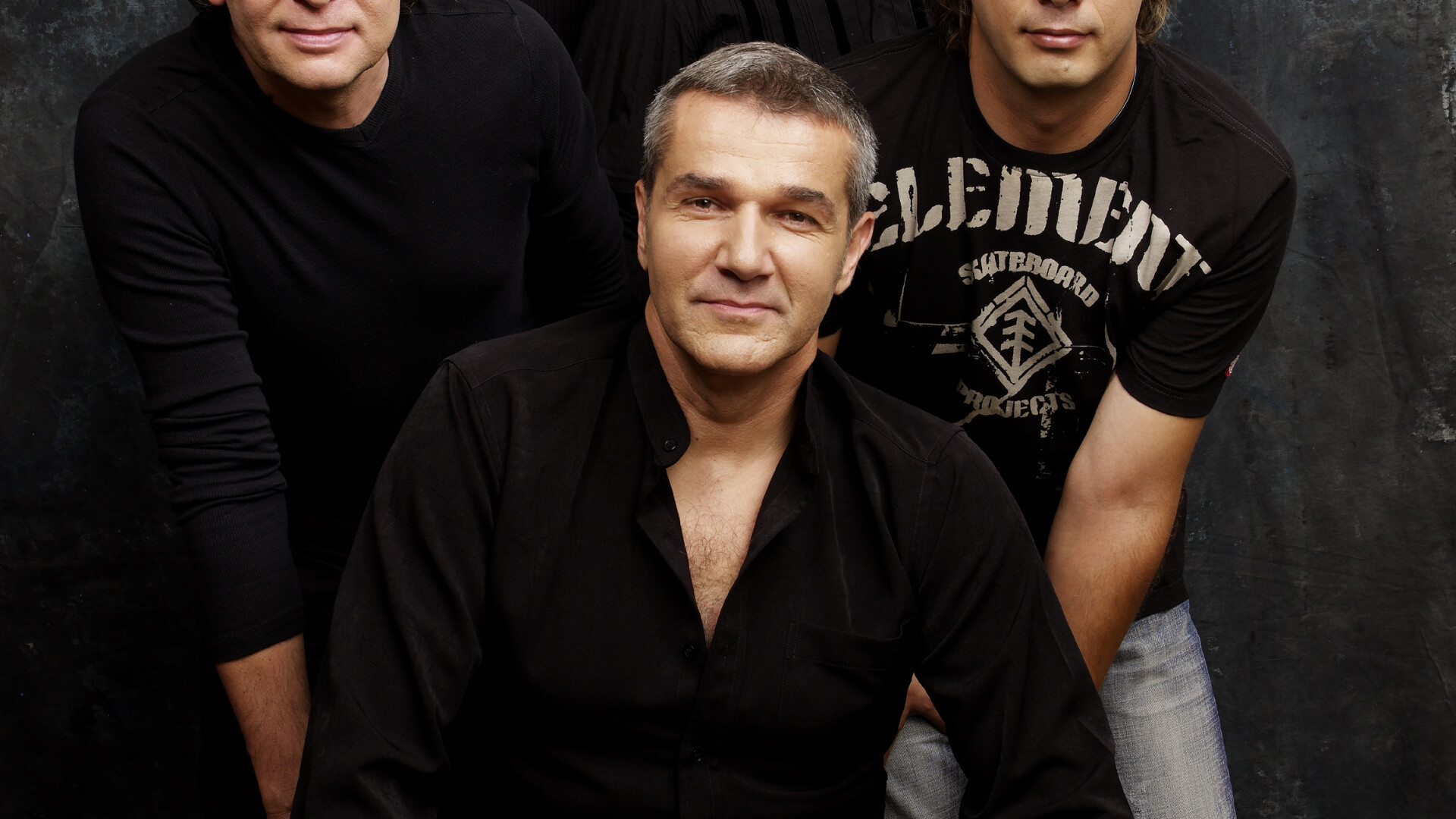 Cei de la Holograf vin la Timisoara. Weekend-ul acesta se sarbatoreste si Ziua Barbatului. Afla unde