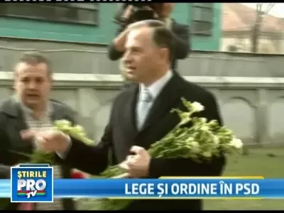 "Nu am informatii si nici regrete fata de cei care vor sa plece din partid"