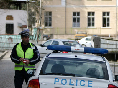 Ziua nationala a Bulgariei "deranjata" de un motocilcist tupeist