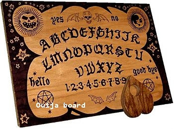 Si-a instalat pe telefon o aplicatie a jocului Ouija. Ce s-a intamplat in clipele urmatoare cu o adolescenta. VIDEO