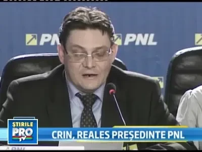 Crin Antonescu ramane presedintele PNL! A castigat cu 986 de voturi