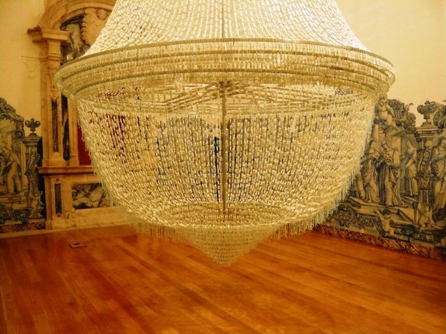 Obiectele din sticla si ceramica, vedetele unui targ de design din Londra