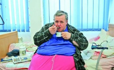 Va incepe o viata normala! Cel mai gras roman se simte bine dupa operatie