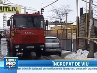 A murit ingropat sub doua tone de nisip