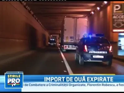 300 de tone de oua de provenienta suspecta, confiscate de autoritati