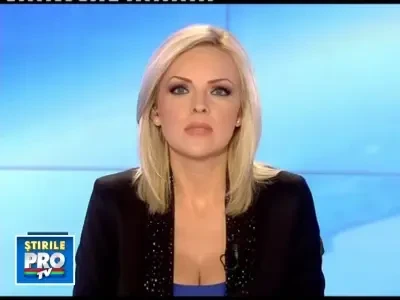 Politist ranit in timp ce lua alcoolemia unei soferite in Statele Unite