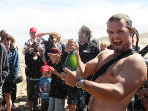 A reusit sa traverseze Marea Tasmaniei, dupa ce a strabatut 2.200 de km