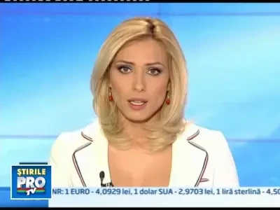 Protest impotriva invaziei masinilor: dezbracati pe biciclete