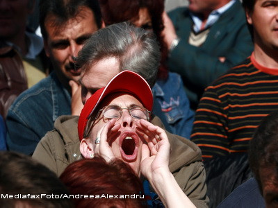 "Tara profesorilor in strada"! Protestele continua, rezultatele nu mai vin!
