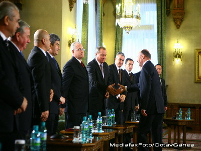 Presedintele, impaciuitor! Basescu invita separat PSD si PNL la discutii