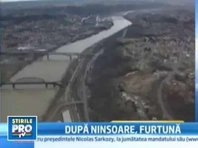 Dupa ninsori abundente, s-au abatut ploile asupra Americii