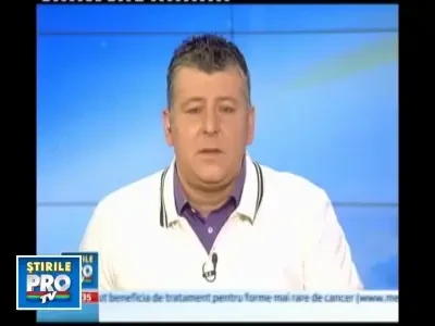 S-a sinucis aruncandu-se de la etajul 8 al unui bloc!