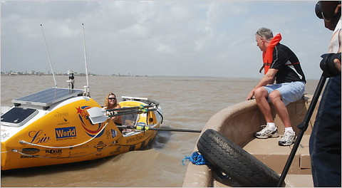 UIMITOR! La 22 de ani a traversat in doua luni Oceanul Atlantic!