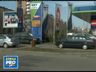 Pretul benzinei a depasit 5 lei pe litru! Mersul cu masina devine un lux!