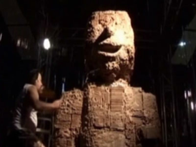 Iepure urias! Are 3 tone si este din ciocolata