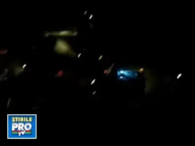 Ambulanta blocata in trafic, la ora 3.00 dimineata! VEZI VIDEO!