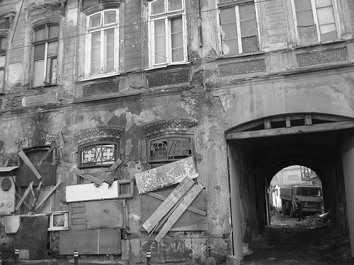 Hanul Solacolu, un monument in ruina!